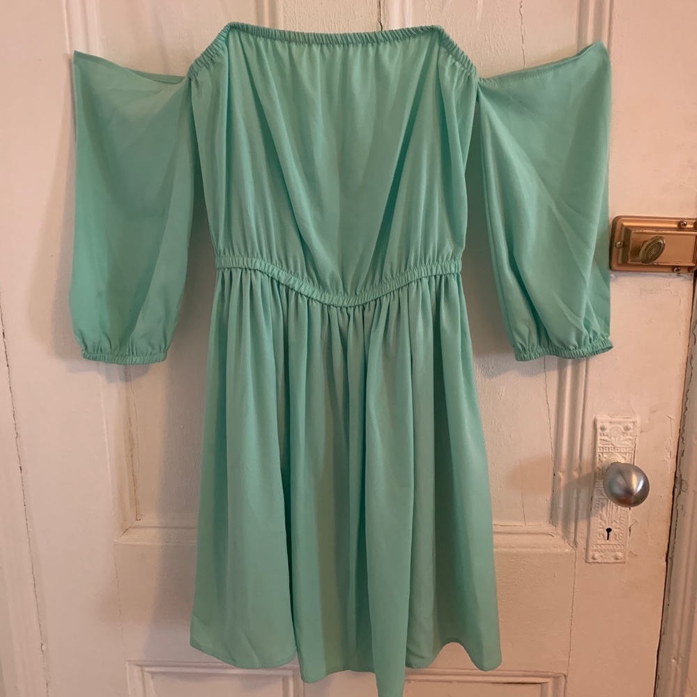Audrey 3+1 off the shoulder, attached sleeve dress